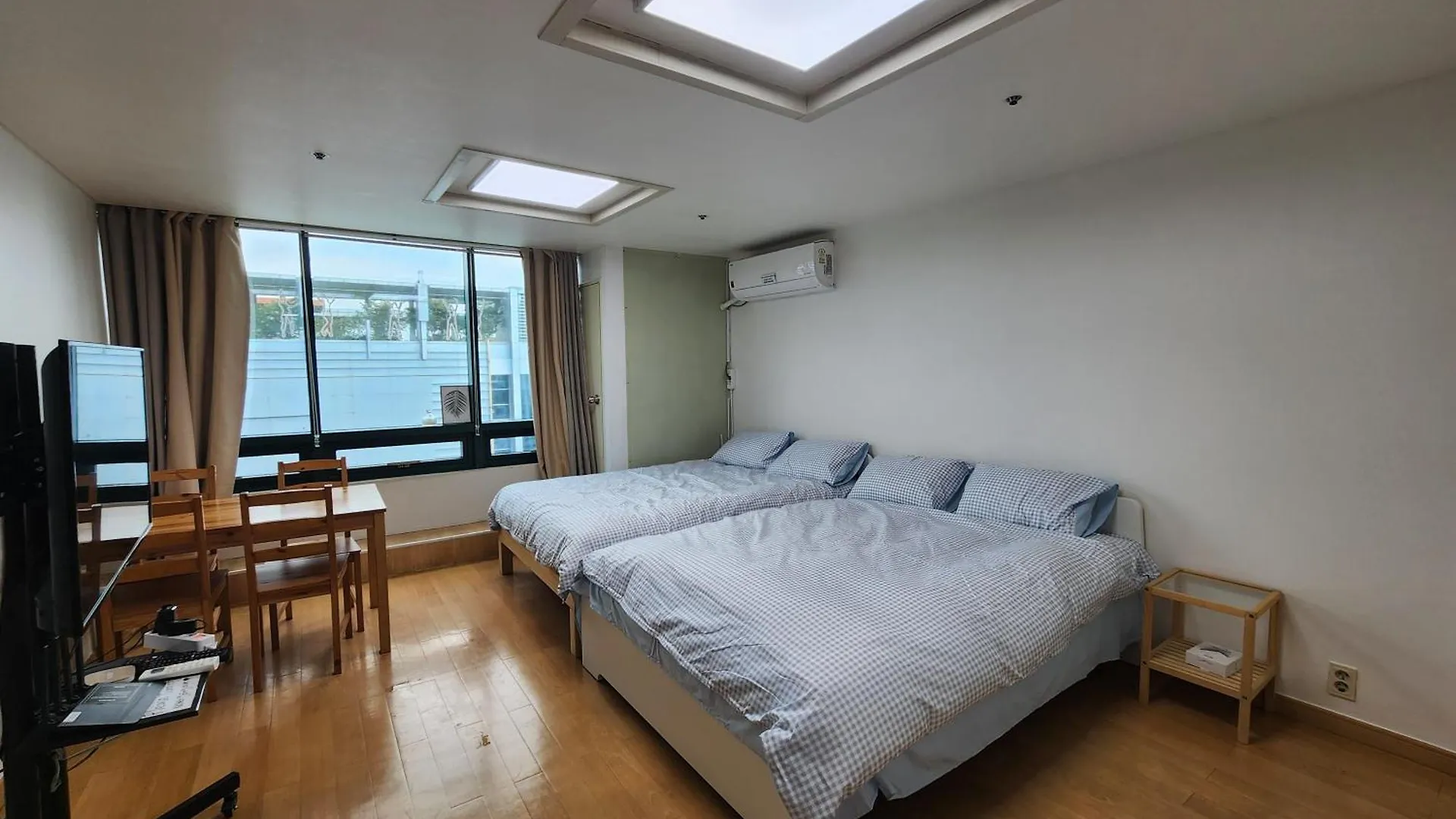 Moon Apartment 서울특별시