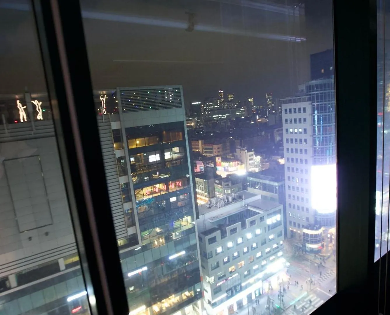Moon Apartment 서울특별시