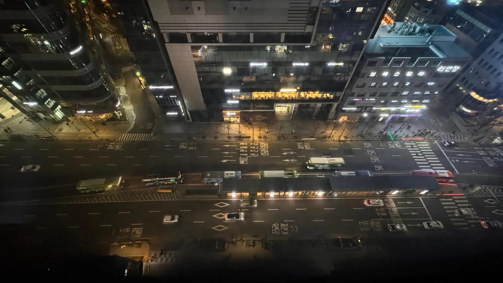 Moon Apartment 서울특별시