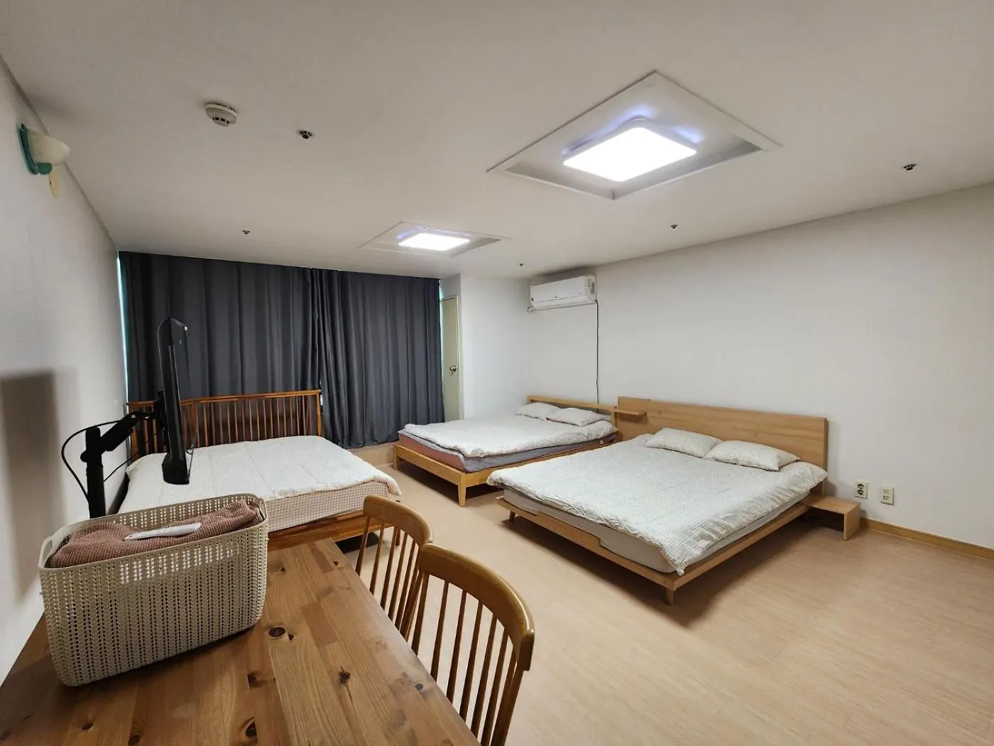 Moon Apartment 서울특별시 0*,
